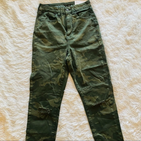 NWT AE Curvy Ripped Camo High Waisted Jegging Jeans - Picture 12 of 15